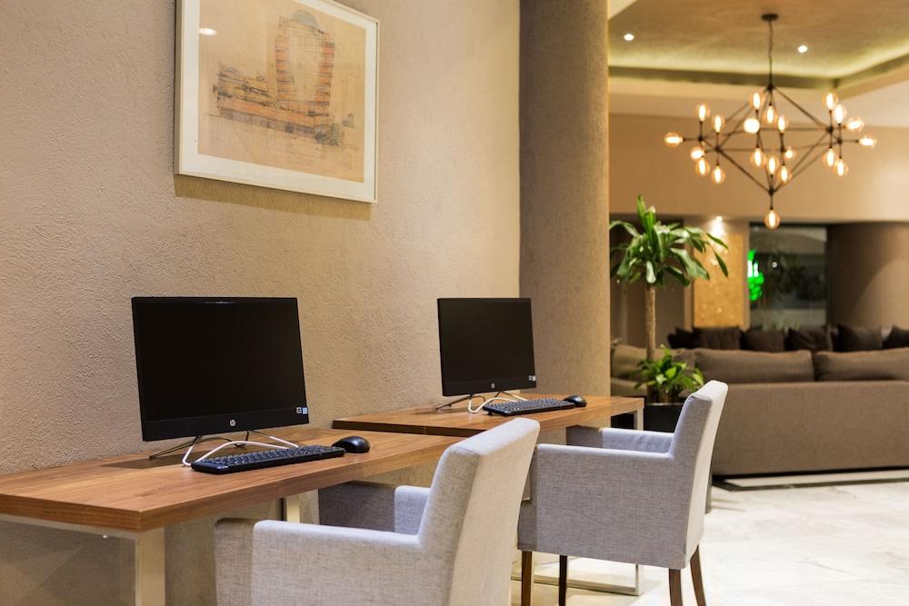 La Joya Pachuca Hotel Eksteriør billede Business Center