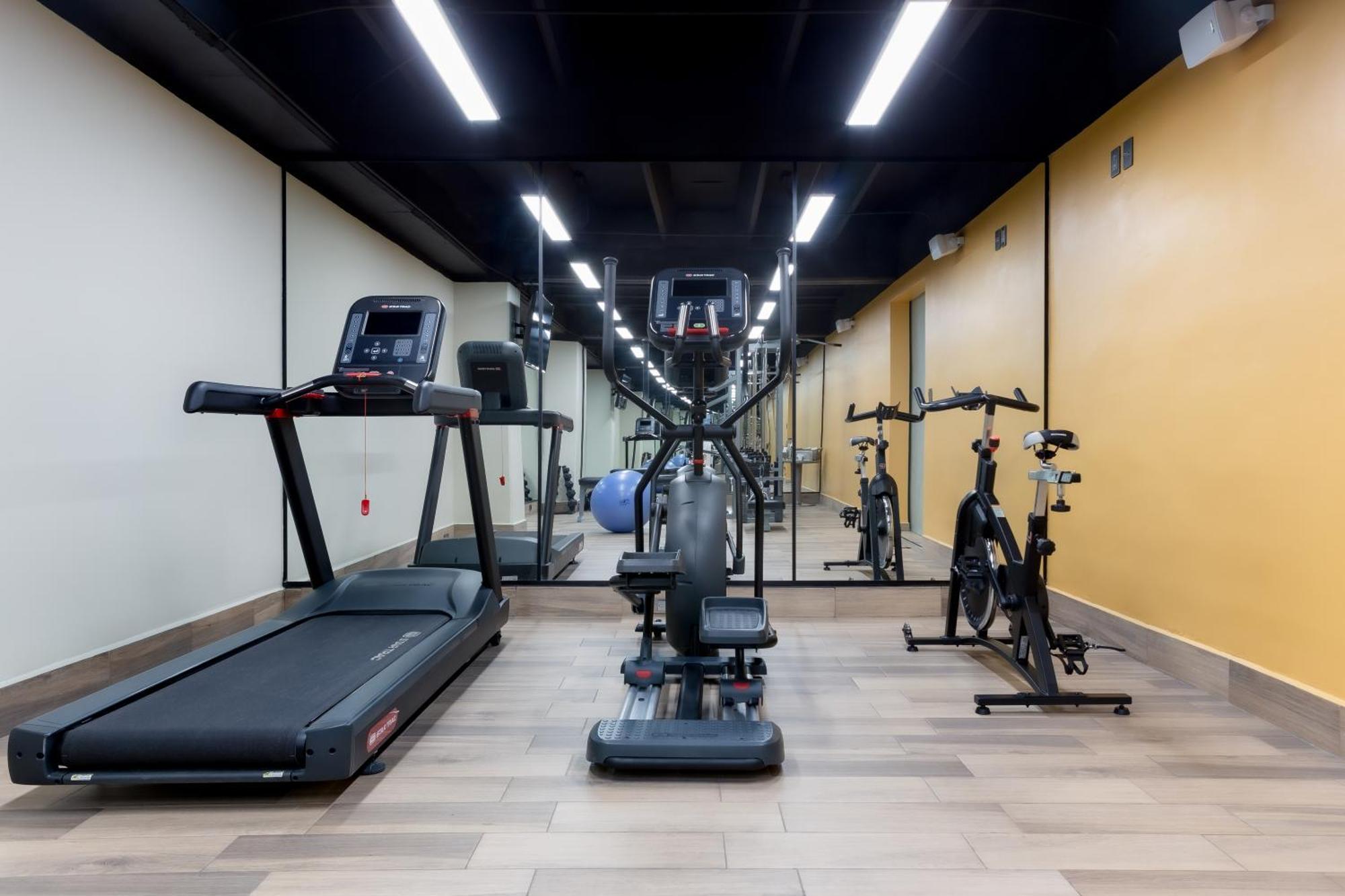 La Joya Pachuca Hotel Eksteriør billede The gym at the hotel