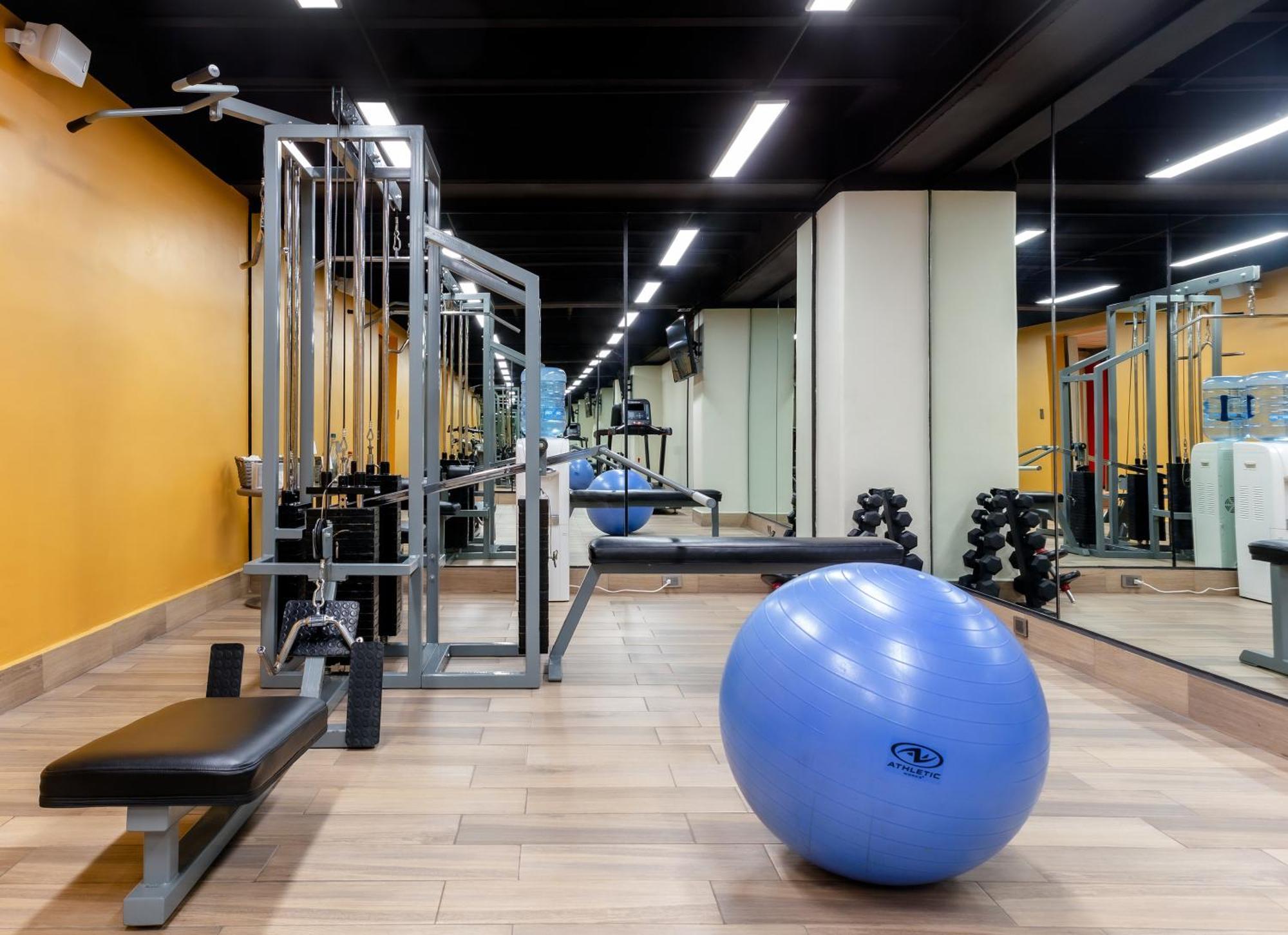 La Joya Pachuca Hotel Eksteriør billede The gym at the hotel